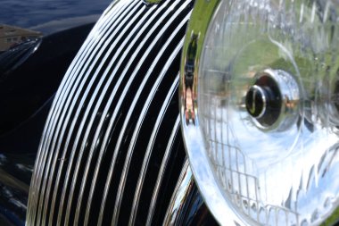 Farlar , lüks retro araba ckose-up radyatör. 