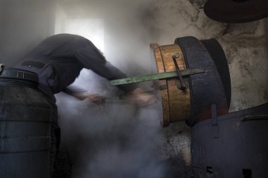 Ev alkol içki üretim İçecek meyve Hırvatistan Island Brac farklı tür için