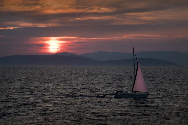 Zonsondergang Adriatische Zee Kroatië Met Eilanden Zeilboot — Stockfoto