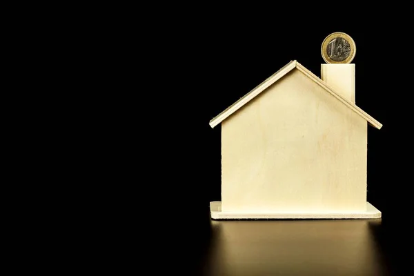 Modelo Casa Madera Moneda Euro Concepto Financiación Vivienda Hipoteca Bancaria — Foto de Stock