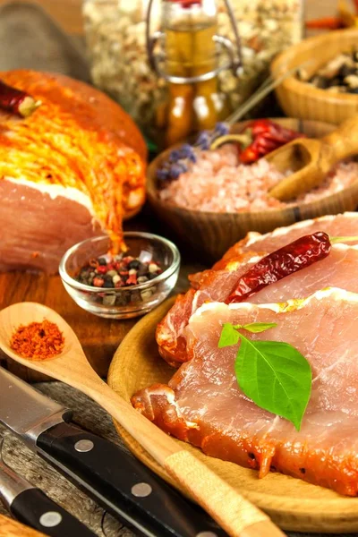 Pork Chop Old Wooden Table Raw Meat Spices Marinated Pork — Stock Photo, Image