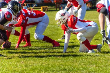 Brno, Çek Cumhuriyeti - 21 Eylül 2019. Amerikan futbolunda kadın takımlar Brno Amazons ve Prag Harpies arasındaki maç. Brno takımı 51:6 kazandı. Kadın spor.