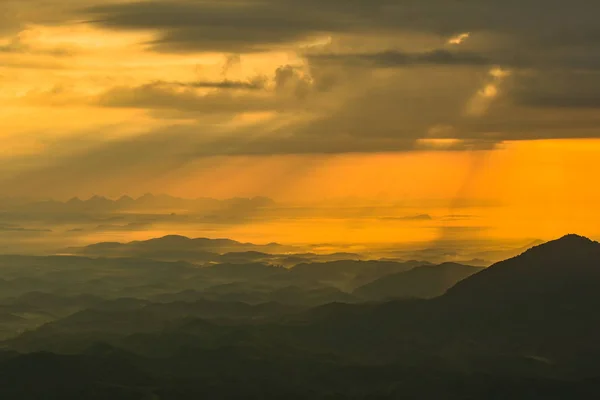 Схід Сонця Вранці Новий День Чудовий Краєвид Схід Сонця Горі — стокове фото