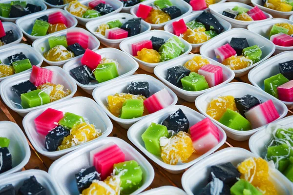 Thai Bunte Dessertset Box Mit Edlen Süßen Schwarzen Und Grünen — Stockfoto