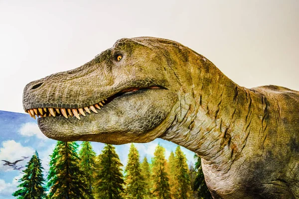 Статуя Тираннозавра Садовом Парке Raptor Dinor — стоковое фото