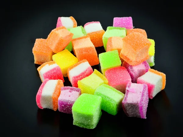 Snack colorido de la fruta de la jalea / primer plano postre dulce de la jalea del caramelo — Foto de Stock