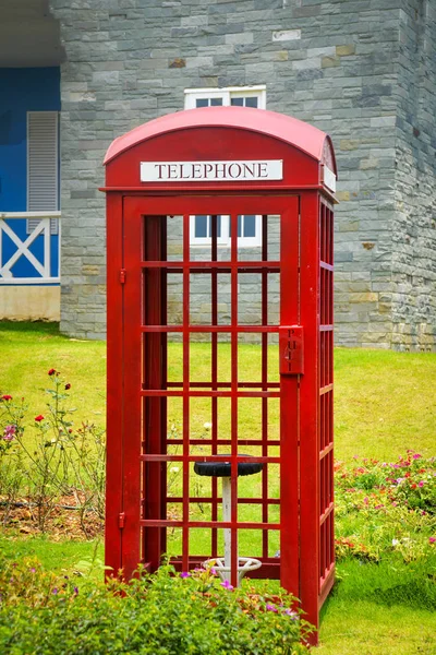 Old english red callbox vintage box of telephone traditional in — Stock Photo, Image