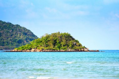 ada plaj güzel tropikal okyanus - Paradise adası deniz özeti