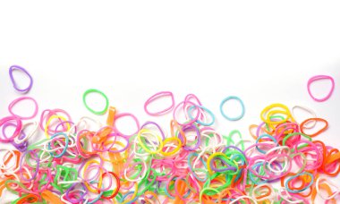 Kauçuk bant - Beyaz backgr izole plastik bant Renkli