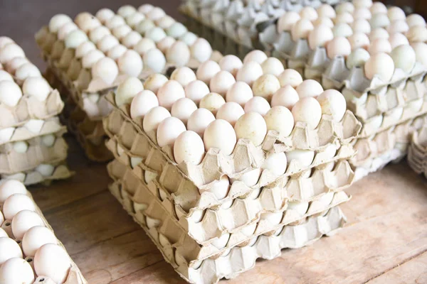 Производство Яиц Ферме Органические Свежие Яйца Белые Утиные Яйцо Коробка — стоковое фото