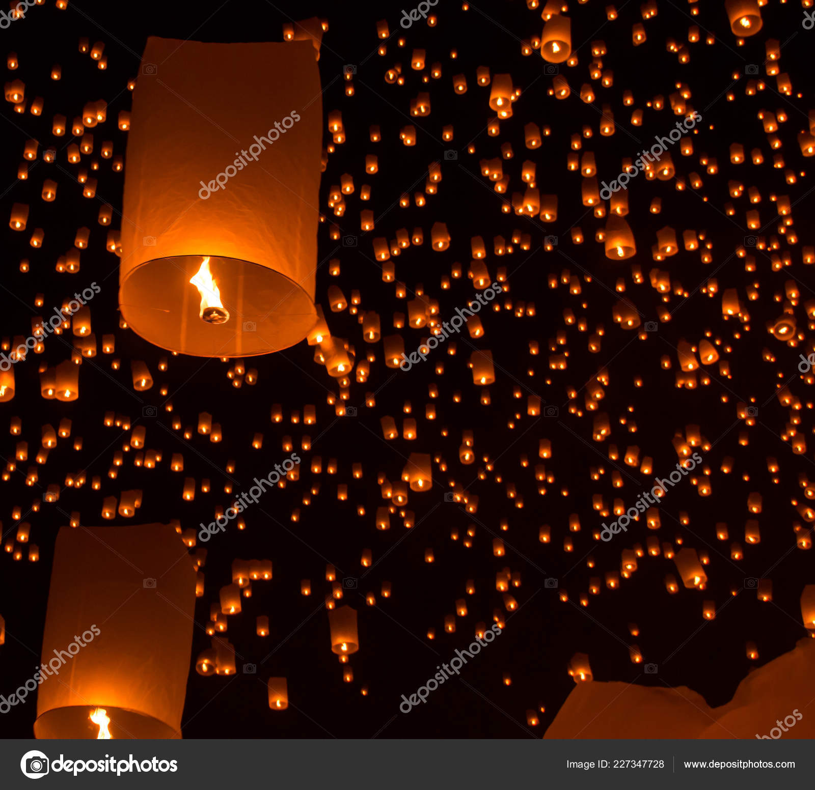 Sky shop lantern balloons