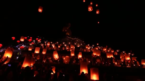 Lanternas Flutuantes Yee Peng Festival Celebração Loy Krathong — Vídeo de Stock