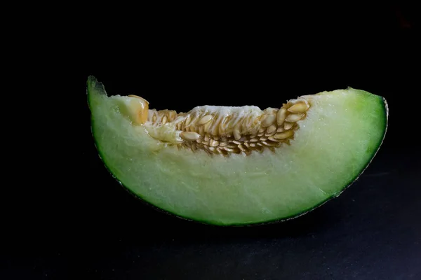 Färsk Stor Grön Melon Frukt Isolera Svart Bakgrund — Stockfoto