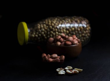 Fıstık ve kaşık Kupası 