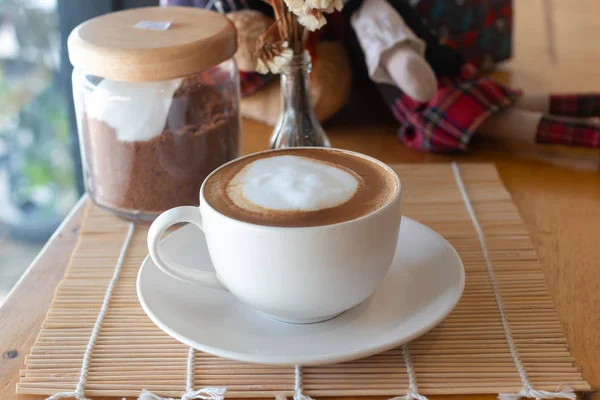 Café Chaud Tasse Grains Café Sur Table Bois — Photo