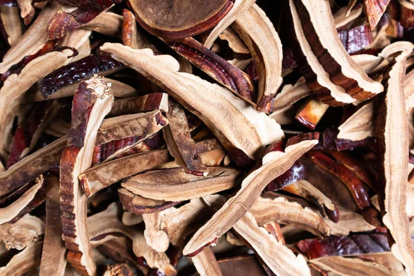 Kurutulmuş Reishi mantar yapmak bir ilaç önce
