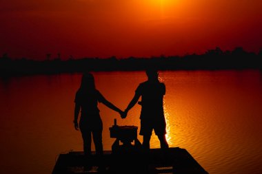 Lovers Tatlı rezervuar ve Görünümü Rezervuar Akşam ve Gün Batımında 