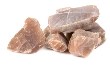 Beyaz arka plan üzerinde endüstriyel izole aksesuarlar için sunstone mineral