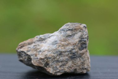 sanayi için granit taş yeşil arka plan izole