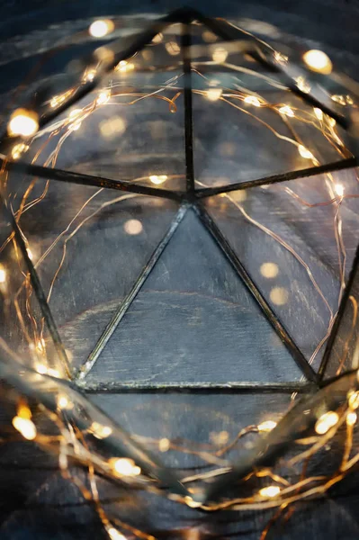 Dikey büyülü Noel arka plan ile ışıklar. Harry Potter hayranları için. Gizem stili. 