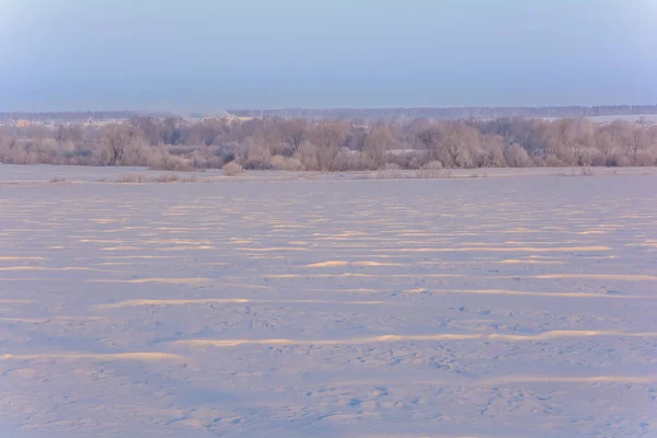 Coucher Soleil Hiver Jouant Dans Ciel Champ Dans Neige — Photo