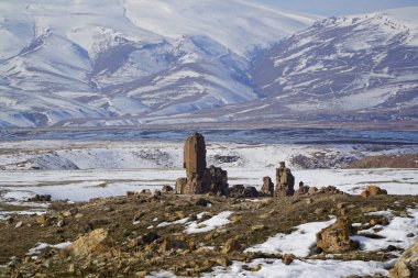 Ani Harabeleri, Kars. Türkiye'nin Doğu Anadolu'da kar manzara.