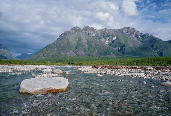 Řeka Střední Sakukan Kodaru Horách Sibiři Transbaikalia — Stock fotografie