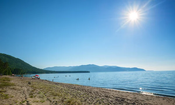 Une Journée Ensoleillée Sur Rive Orientale Lac Baïkal — Photo