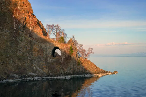 Sebuah Terowongan Yang Ditinggalkan Jalur Kereta Api Circum Baikal — Stok Foto