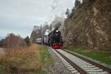 Eski çevre-Baykal demiryoluna lokomotif Buhar