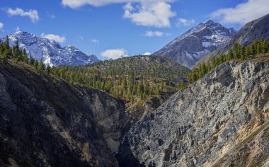  Sonbahar River Canyon Arhat