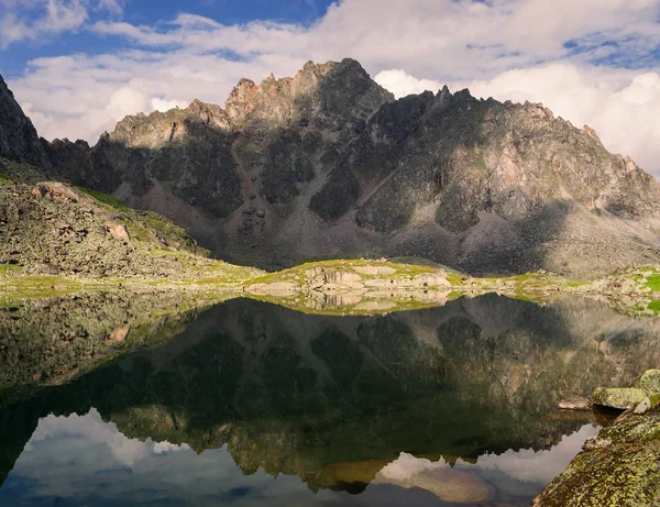 Doğu Sayan geçişte yükseliş