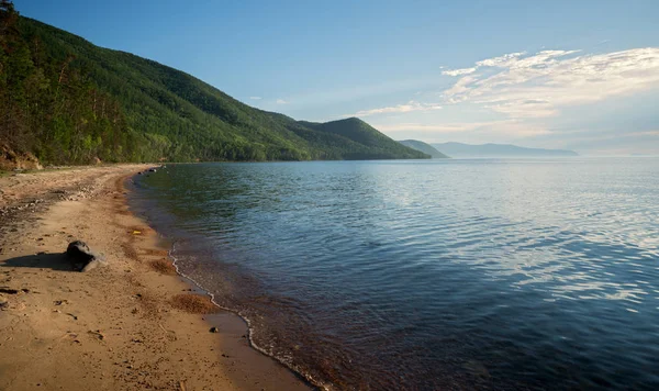 Sebuah Pantai Sisi Timur Danau Baikal — Stok Foto
