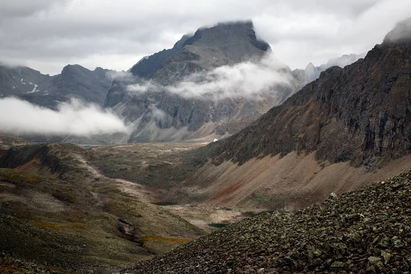 The upper reaches of the Sygikta River in Transbaikalia of Eastern Siberia — Stock Image Upper Reaches Sygikta River Transbaikalia Eastern Siberia Stock Picture