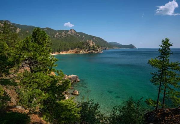 Una Piccola Baia Sabbiosa Sul Lago Baikal — Foto Stock