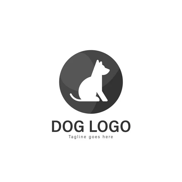 Векторний дизайн логотипу собаки. сучасний шаблон логотипу собаки ізольований на білому тлі — стоковий вектор