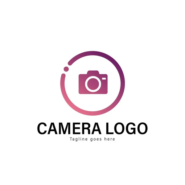 Progettazione modello logo della fotocamera. Logo della fotocamera con design vettoriale telaio moderno — Vettoriale Stock