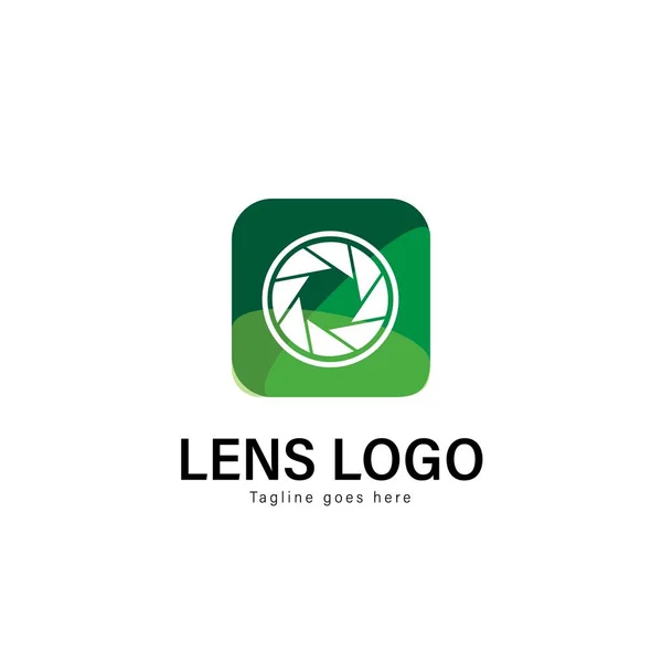 Design de modelo de logotipo da lente. Logotipo da lente com design de vetor de quadro moderno — Vetor de Stock