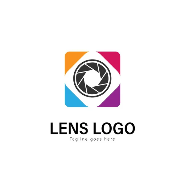 Diseño de plantilla de logotipo de lente. Logo de la lente con diseño de vectores de marco moderno — Vector de stock