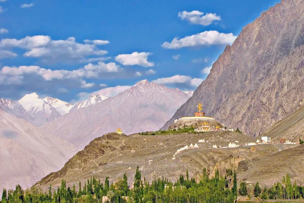 Diskit Kloster Auch Als Deskit Gompa Oder Diskit Gompa Bekannt — Stockfoto