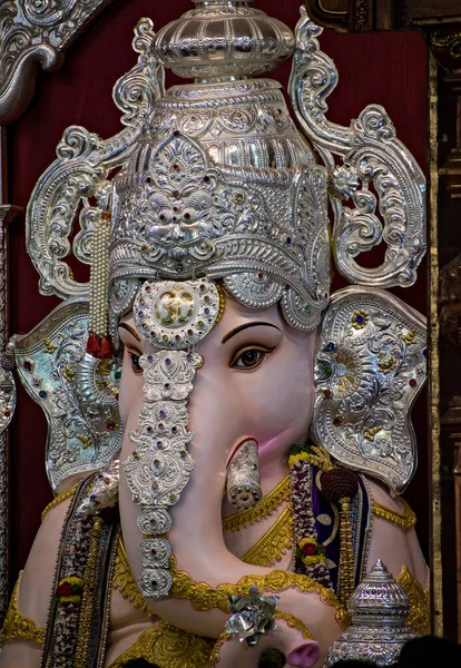 Ritual Ganeshotsav Festival Close Portrait View Decorated Garlanded Idol Hindu — Stock Photo, Image