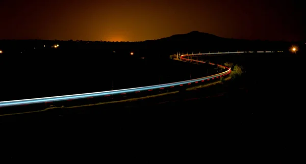 Long Exposure Slow Shutter Colorful Photo Train Passing Shaped Rail — Stock Photo, Image