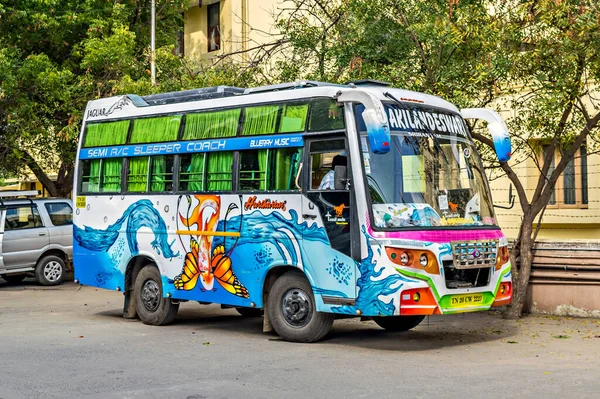Pondicherry India Enero 2019 Colorido Autobús Turístico Local Con Muchos — Foto de Stock
