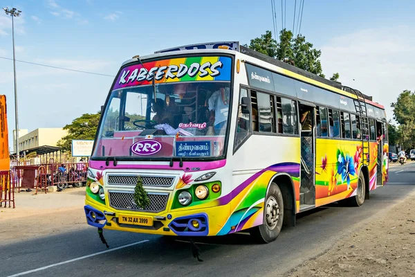 Pondicherry India Enero 2019 Colorido Autobús Turístico Local Con Muchos — Foto de Stock