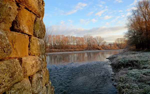 Toskania Włochy Krajobraz Rzeki Arno Pobliżu Średniowiecznych Ponte Buriano Most — Zdjęcie stockowe