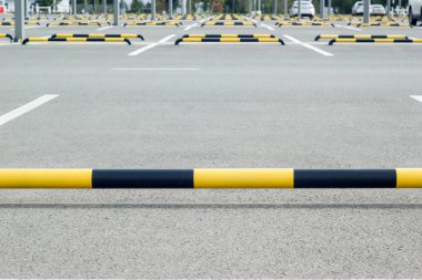 çizgiler ve raws otopark