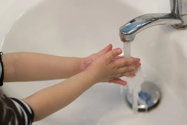 Child Hand Washing Washbasin — Stock Photo, Image