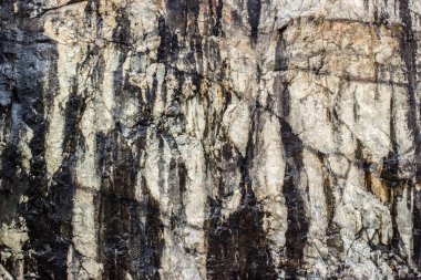 Doğal kirli rustik kaya taşı, taş duvar korozyonu veya grunge taş doku arka plan doku