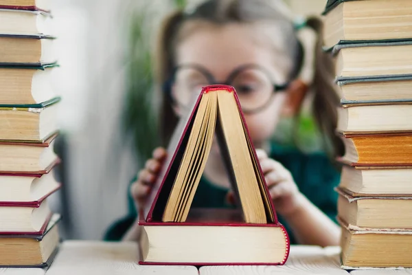 Close View Triangle Shape One Book Standing Another Little Girl — Stock Photo, Image