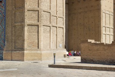 Türkistan, Kazakistan - 04 Ağustos 2019. Kazakistan 'ın güneyindeki Türkistan' daki Khoja Ahmed Yasawi Ortaçağ Anıtmezarı. İpek Yolu Miras Turu.